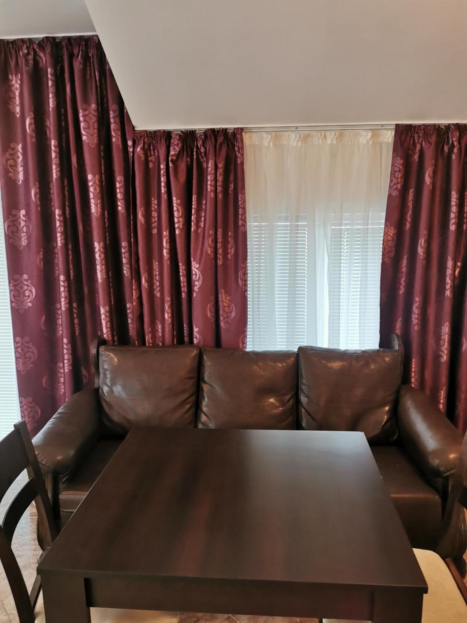 Jelezchevi Guest Rooms Primorsko Luaran gambar