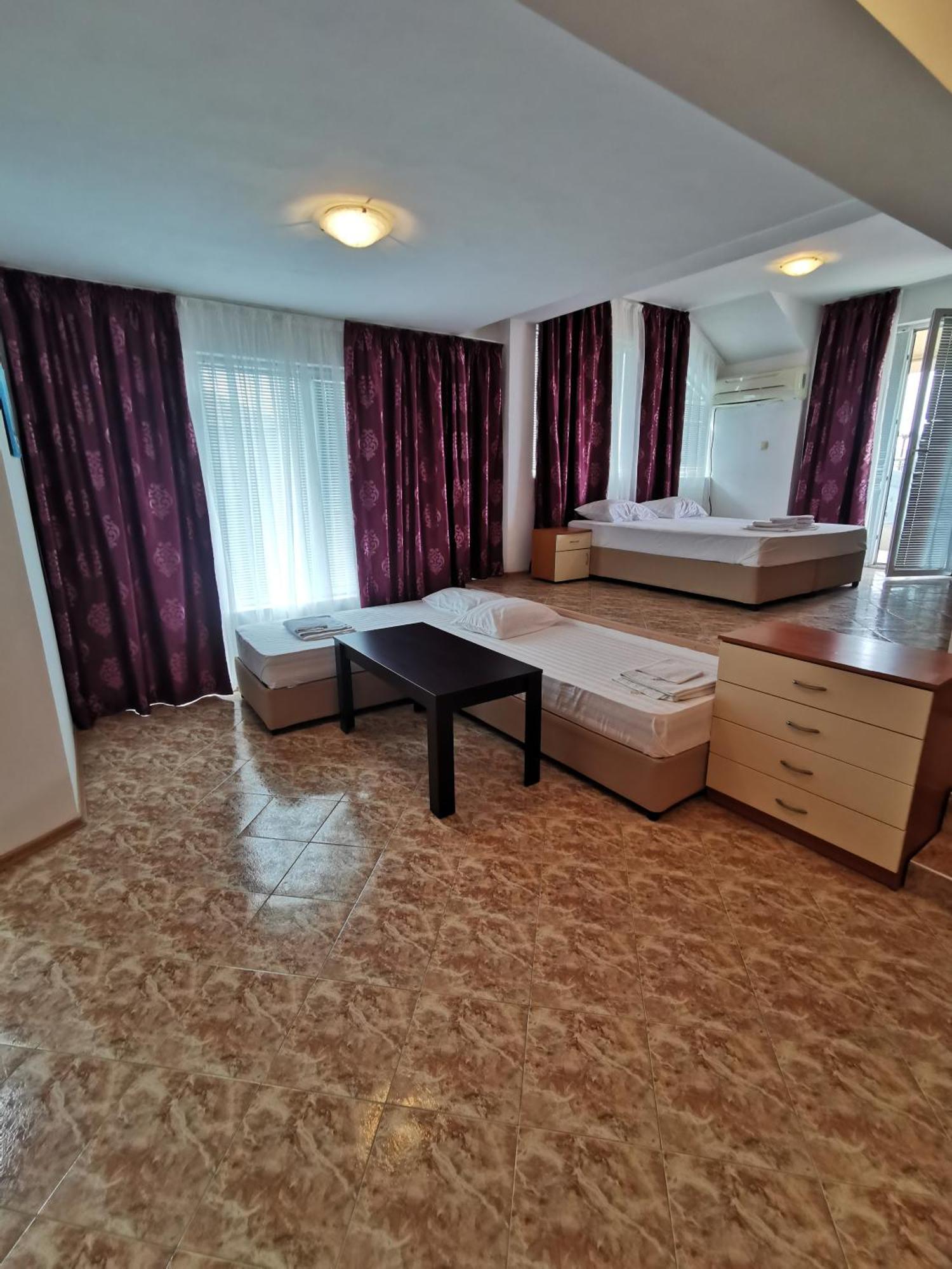Jelezchevi Guest Rooms Primorsko Luaran gambar